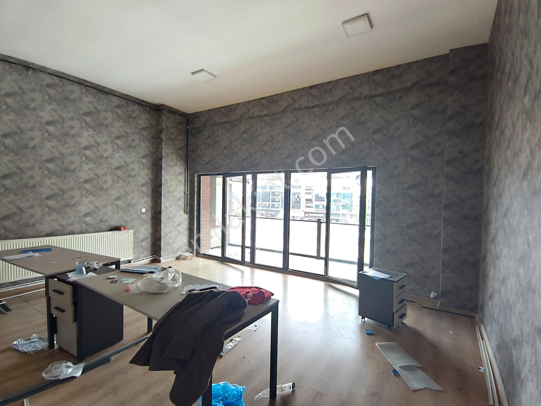 Gençbayraktar'dan İzmir Yoluna Cephe Kiralık Ofis - Görsel 2