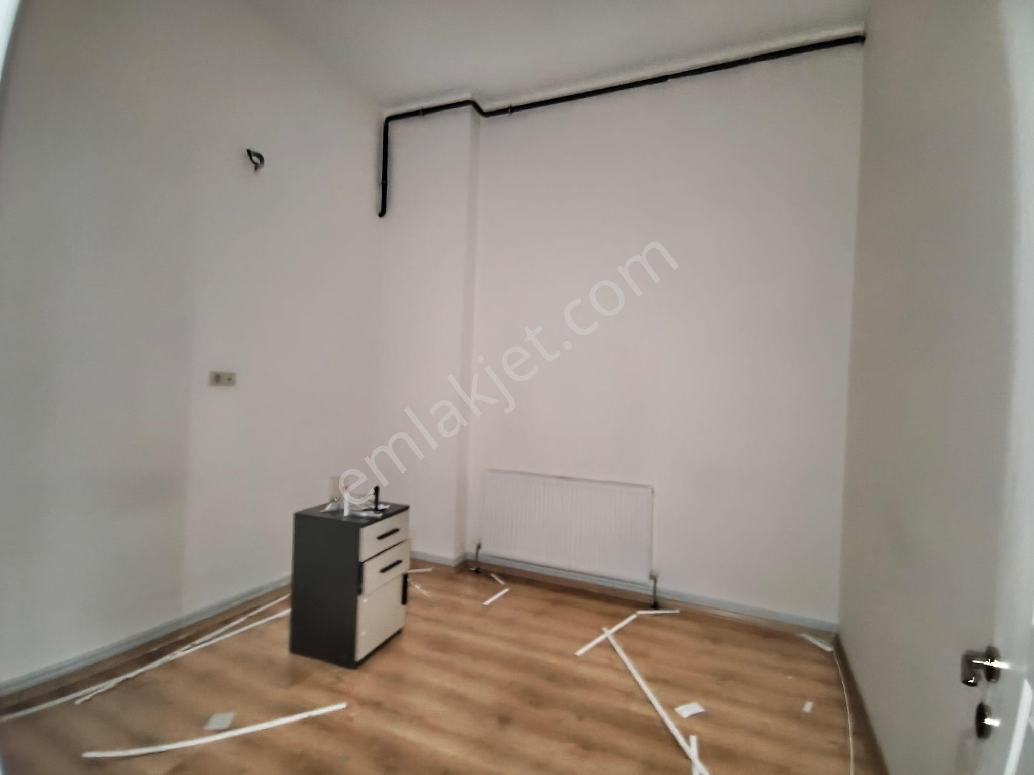 Gençbayraktar'dan İzmir Yoluna Cephe Kiralık Ofis - Görsel 25