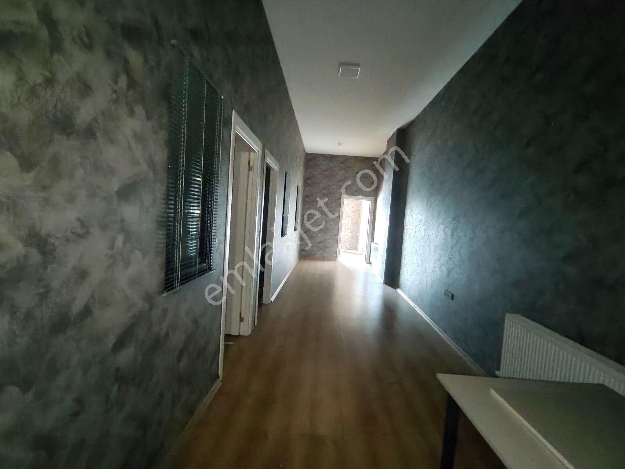 Gençbayraktar'dan İzmir Yoluna Cephe Kiralık Ofis - Görsel 20
