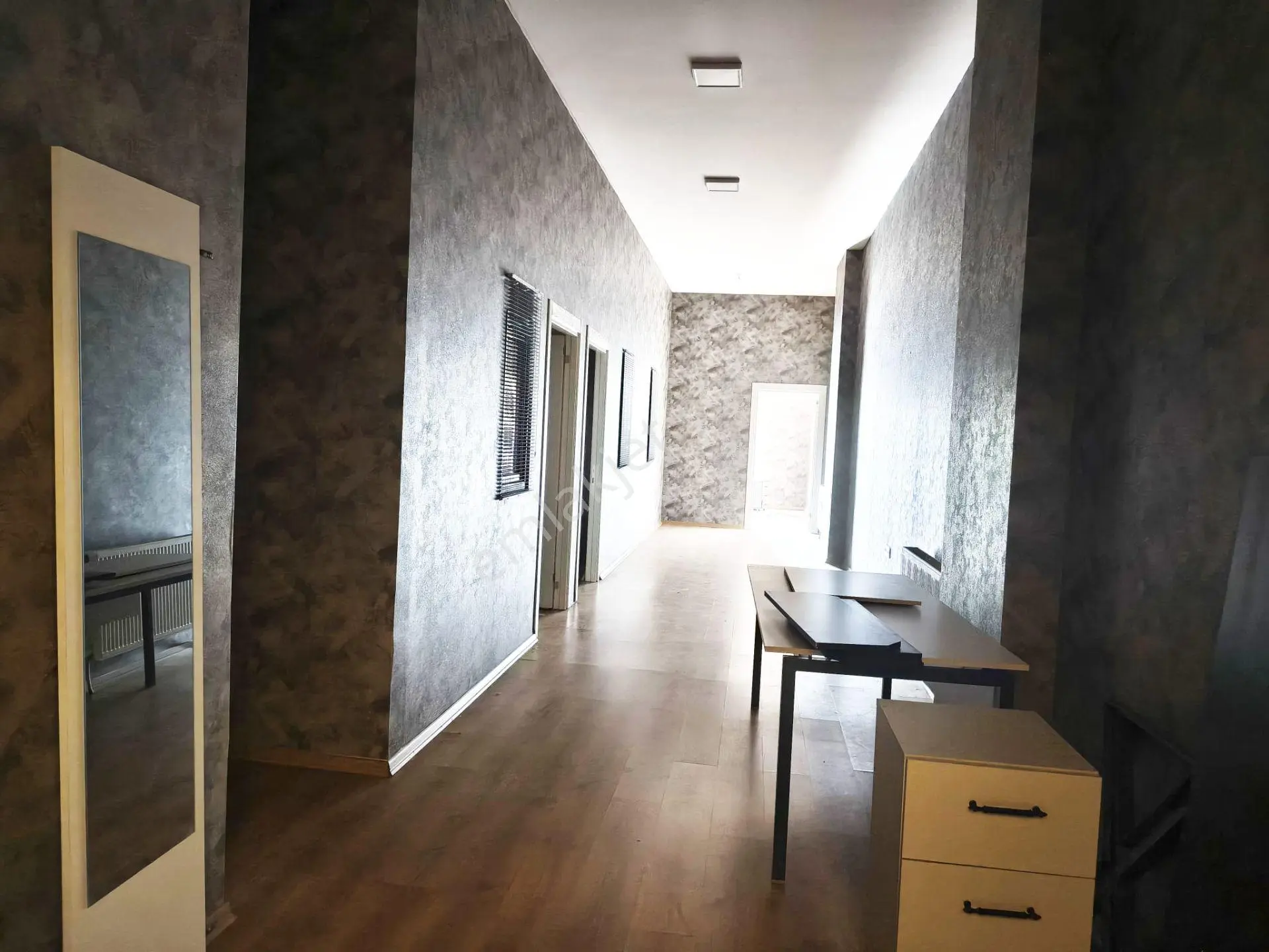 Gençbayraktar'dan İzmir Yoluna Cephe Kiralık Ofis - Görsel 3