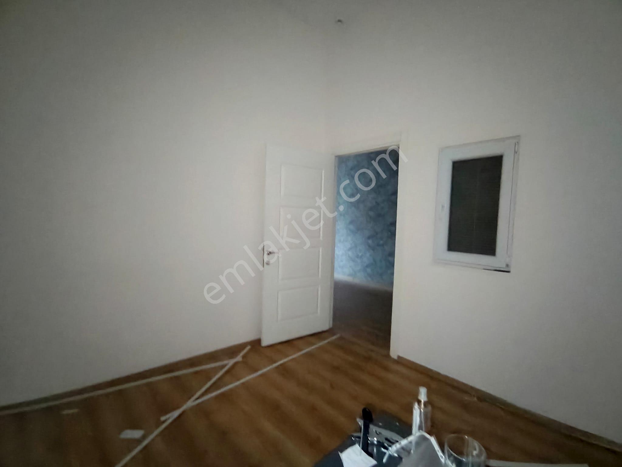 Gençbayraktar'dan İzmir Yoluna Cephe Kiralık Ofis - Görsel 24