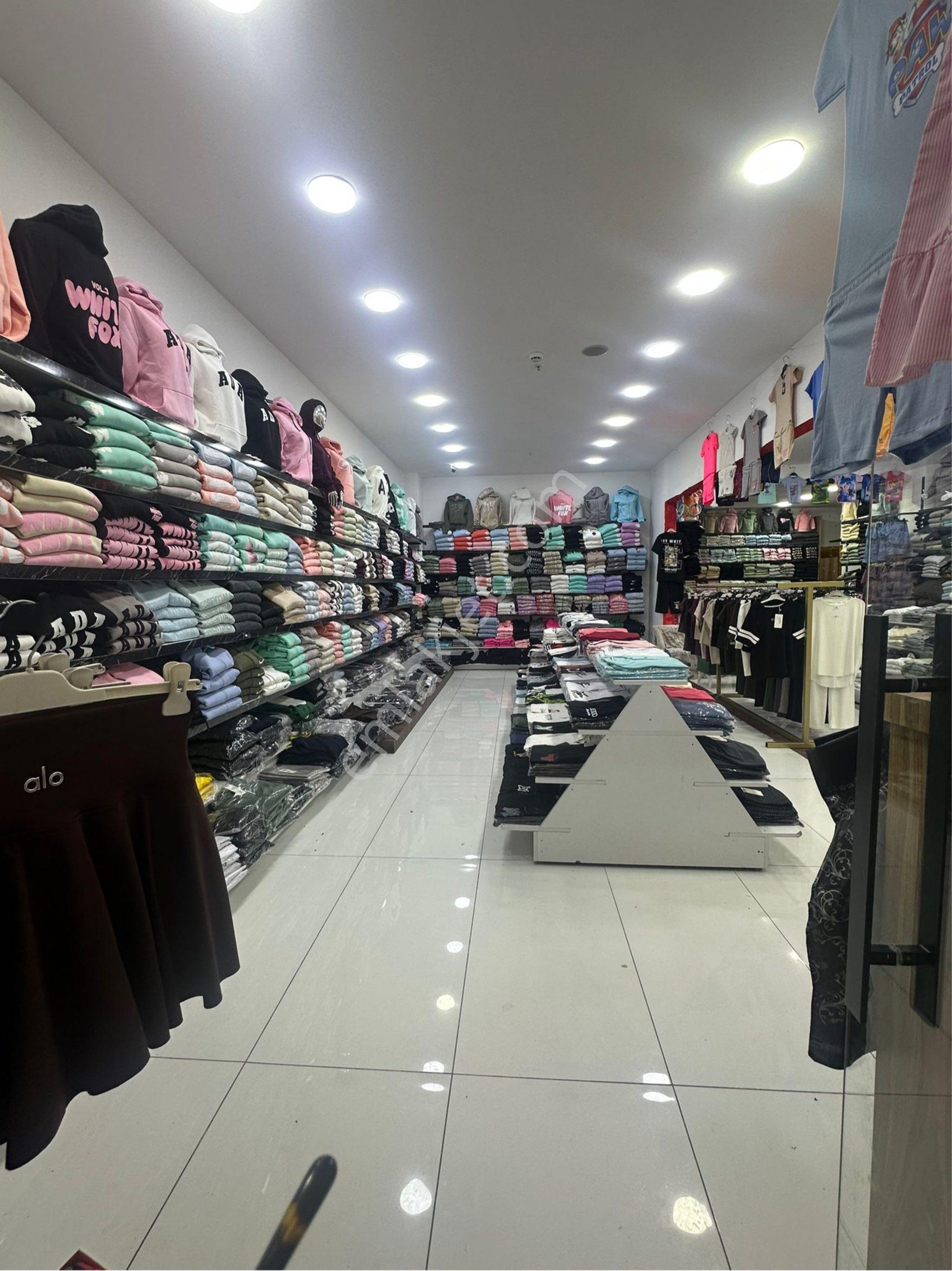 Alanya Türkler’de Avm İçerisinde Satılık Yatırımlık Dükkan