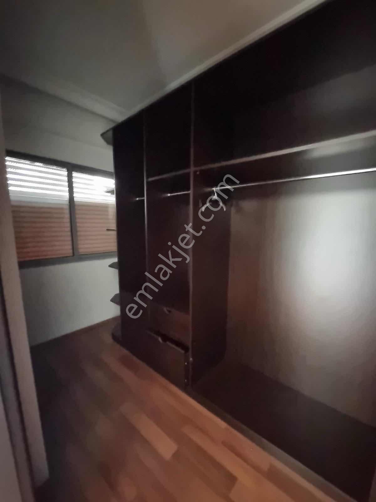 Bornova Evka 3 De Palmiye Sitesinde Satılık 3+1 Daire - Görsel 7