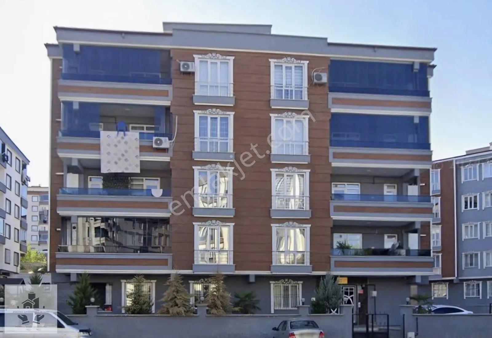 Ertuğrulgazide Bakımlı Lüx 2 Yıllık 2+1 Daire