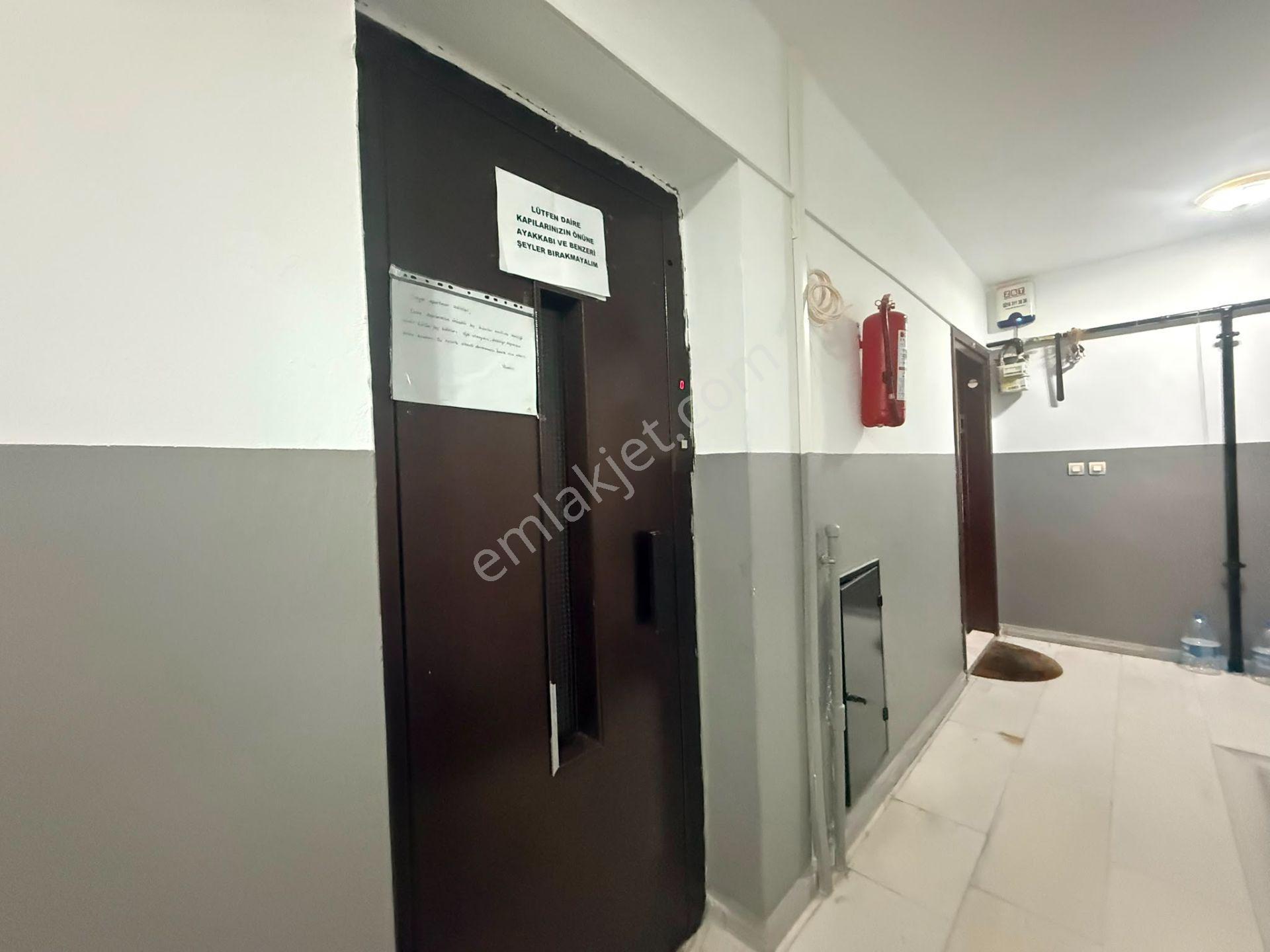 Ümraniye Esenevler 'de Merkezi Konumda Klimalı Kiralık 2+1 Daire - Görsel 8