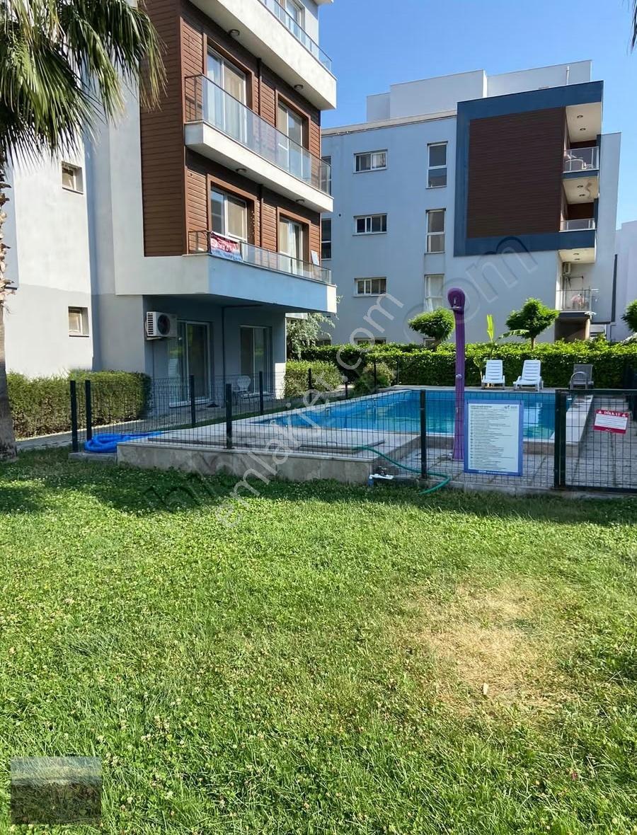 Seyrek Stüdyo City Havuzlu Güvenlikli Site Eşyalı Kiralık Daire