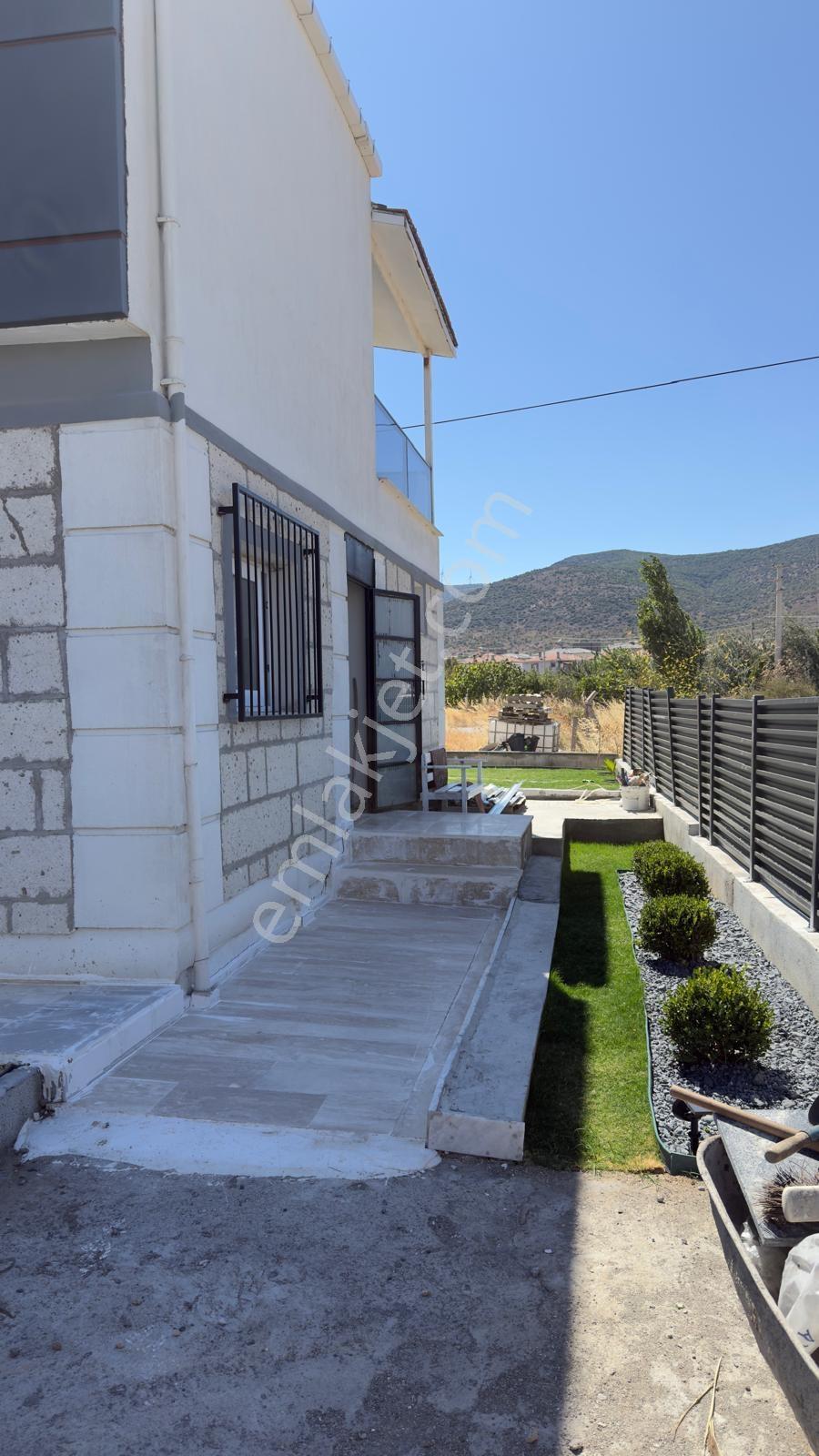 Urla Gülbahçe'de, Satılık, 3+1 Villa, Kaçırılmayacak Fırsat - Görsel 11