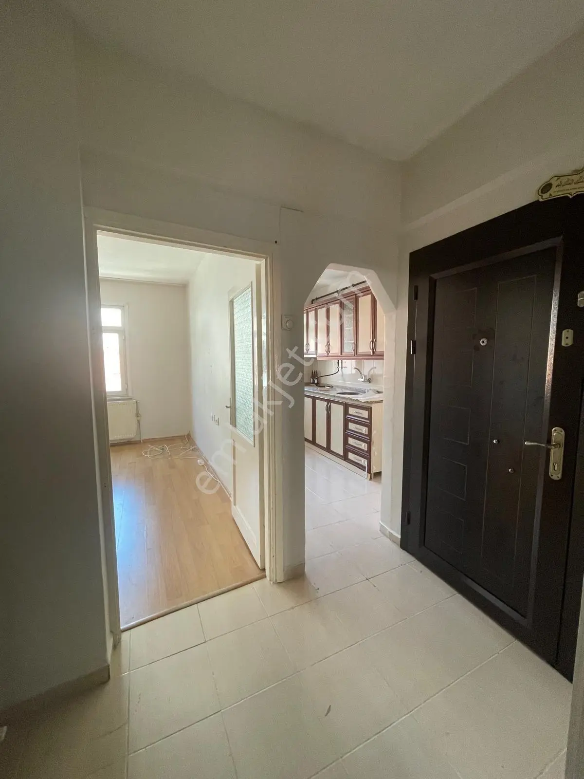 Karamürsel Çarşı İçerisinde Temiz 2+1 Kiralık Daire | 90 M² - Görsel 3