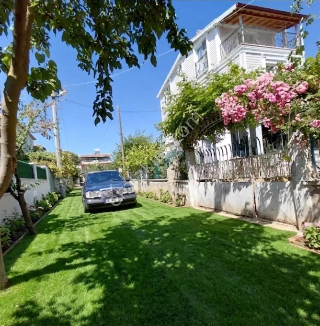 Re/max Kıyı'dan Yeniçiftlik'te 450m² Tam Müstakil Tripleks - Görsel 8