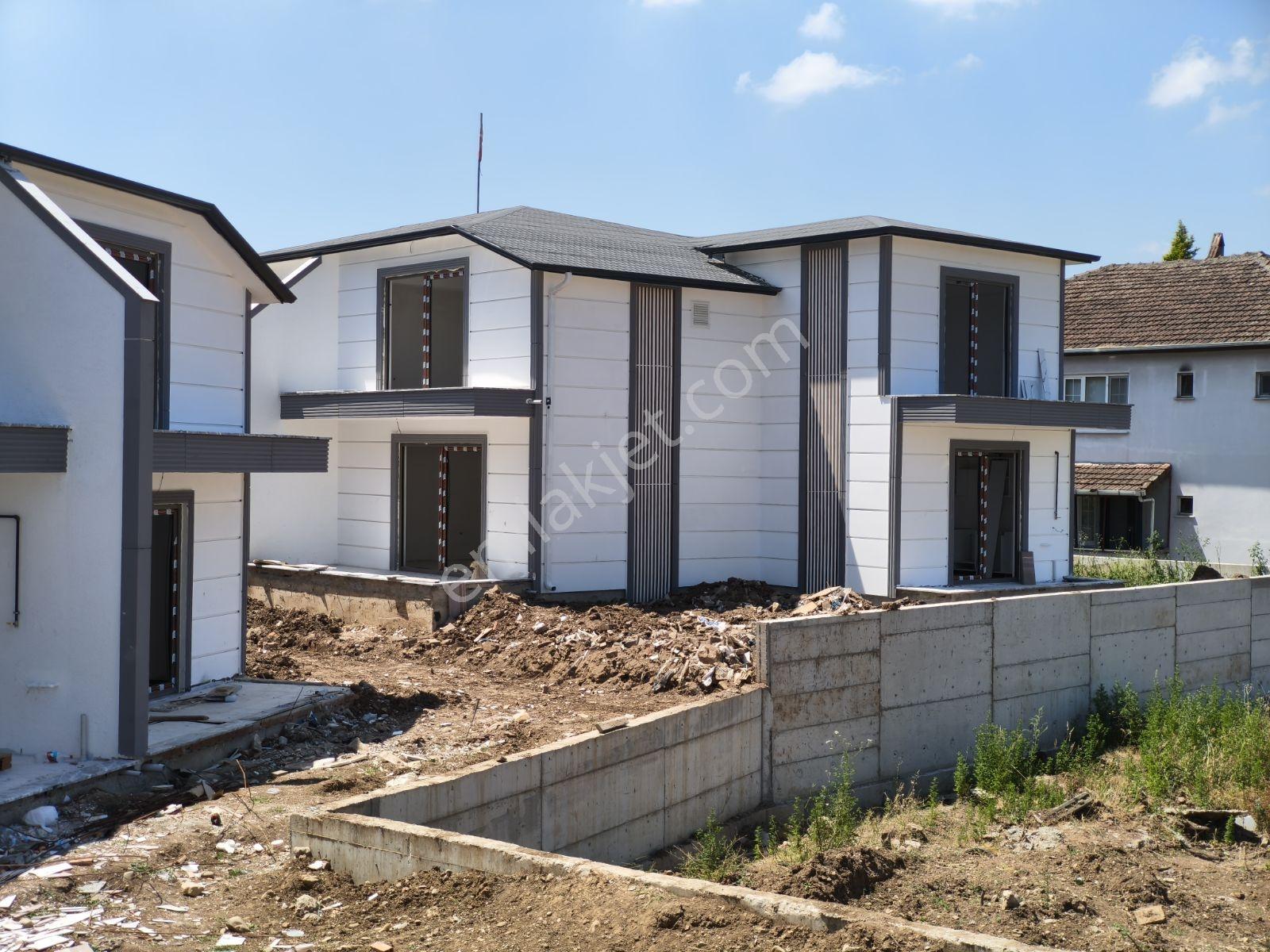 Kocaeli Kartepe Sarımeşede Satılık 4+1 Bahçeli Lüks Villalar - Görsel 34