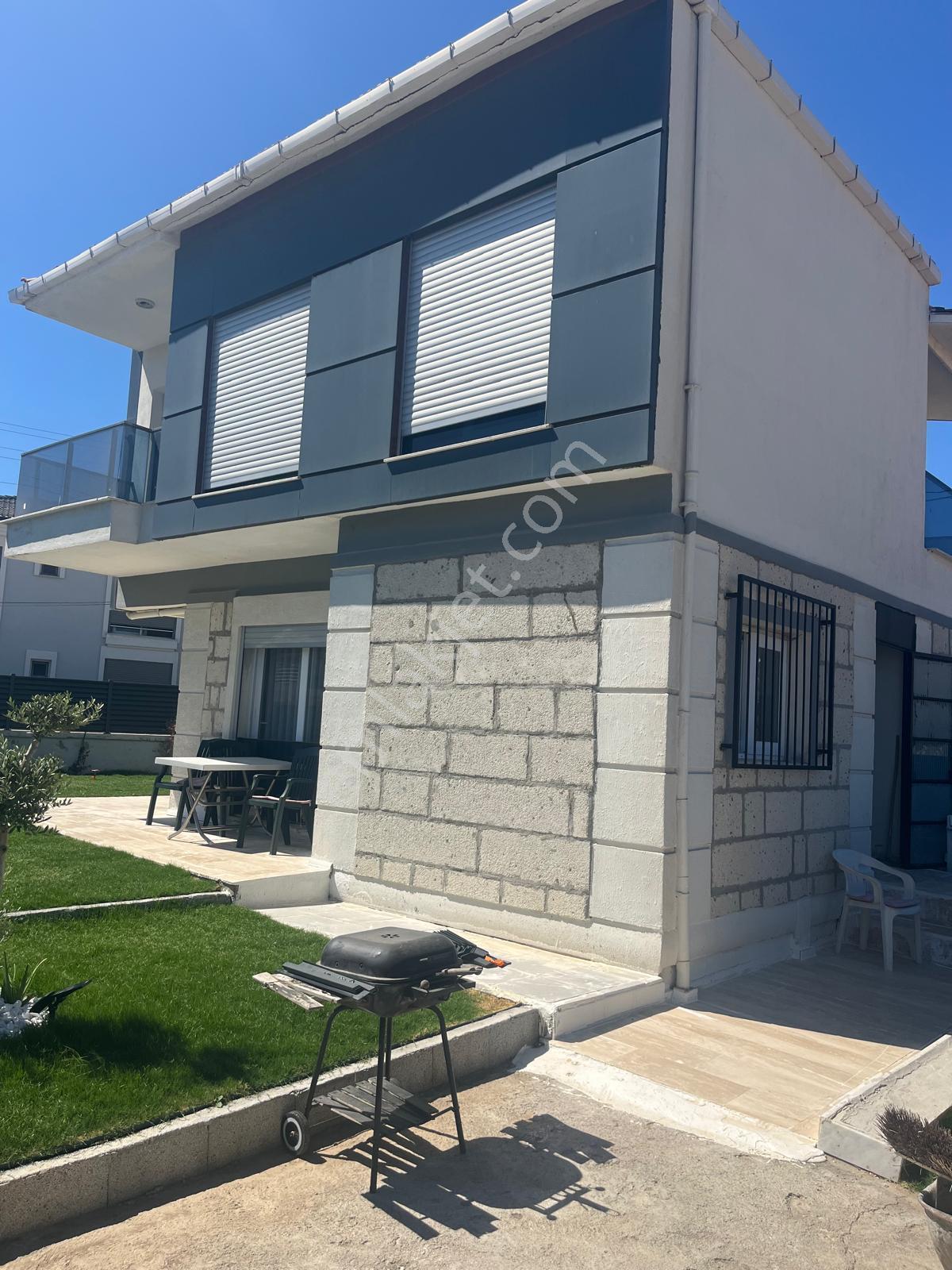 Urla Gülbahçe'de, Kaçırılmayacak Fırsat, Satılık, 3+1 Villa, - Görsel 2