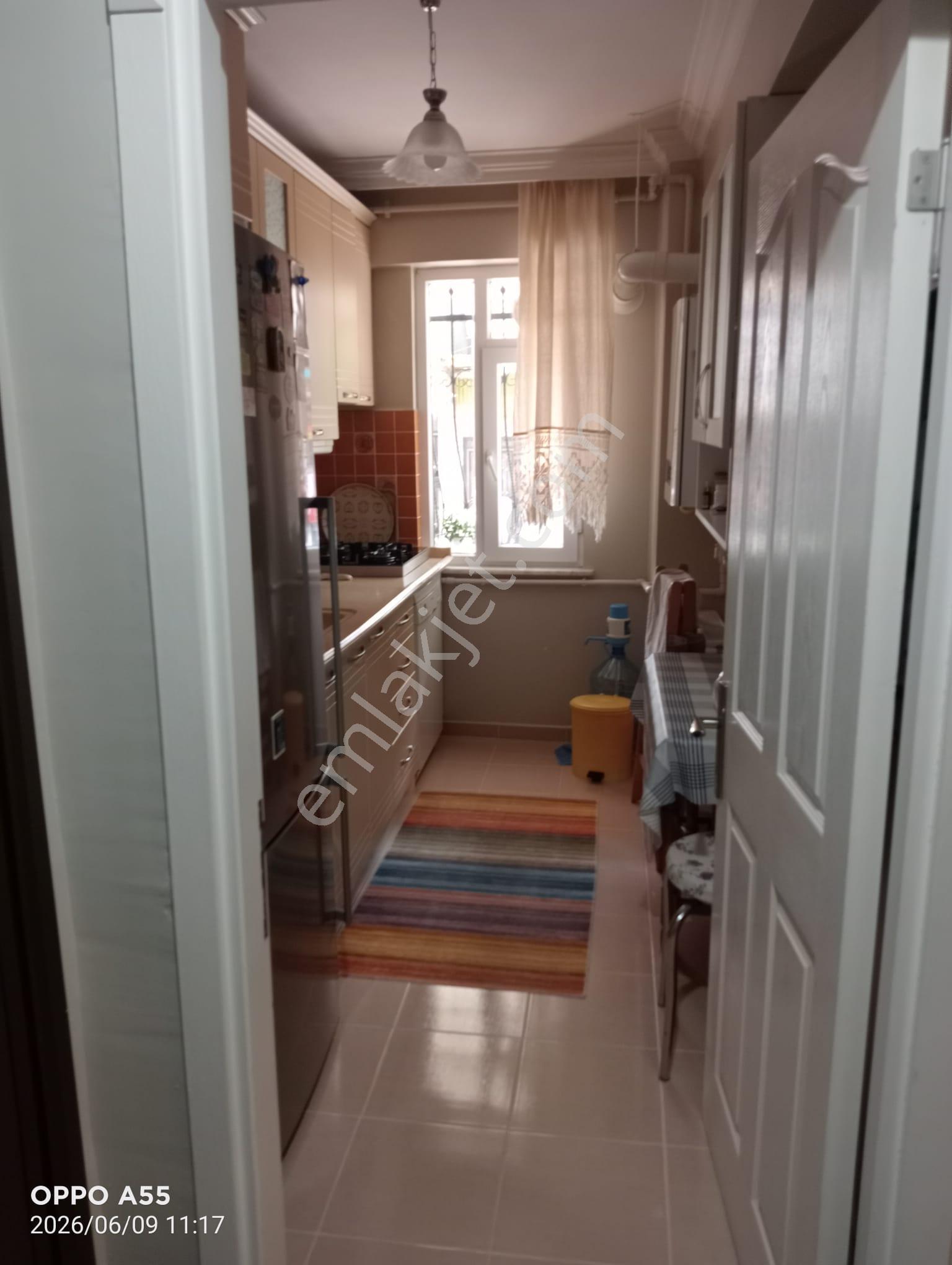 Bahcelievler Kocasinan Merkez Mah 2+1 3. Kat Satılık Daıre Kat Mülkiyetli - Görsel 4