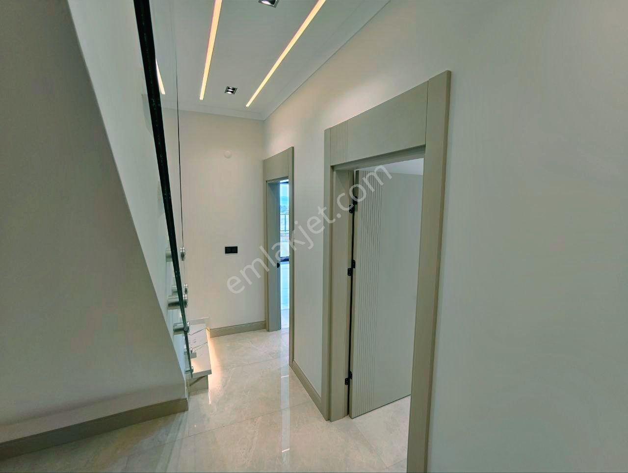 Uytundan Gürede Full Panoramik Deniz Manzaralı Müstakil 4+1villa - Görsel 24