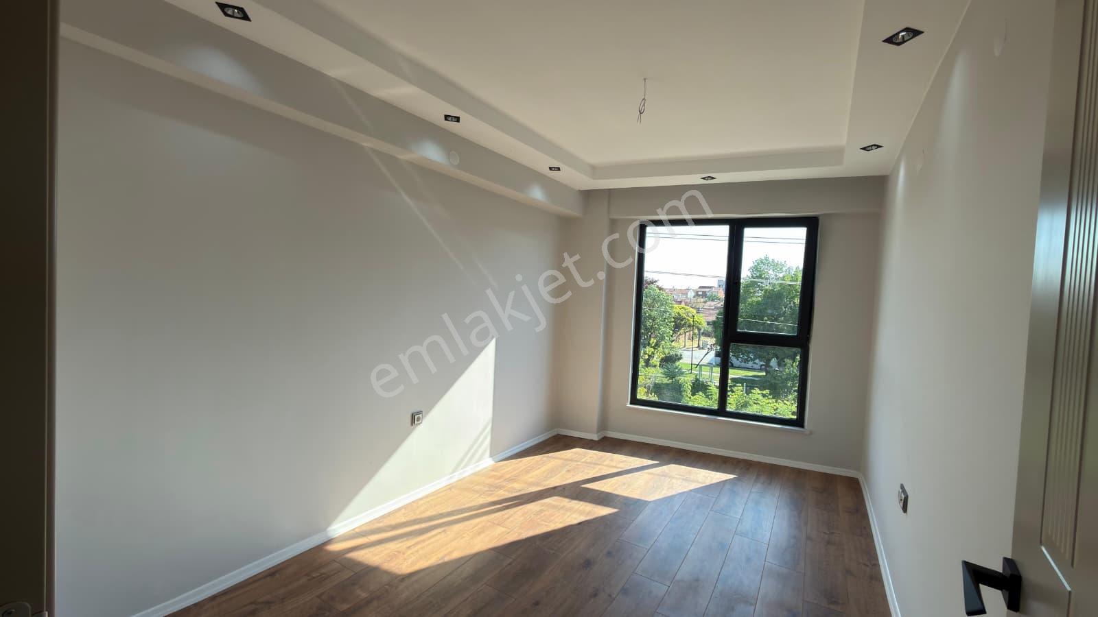 Rba'dan Sütlüce Mh. İstiklal Cd. Üzerinde Satılık 1+1 Apart - Görsel 5