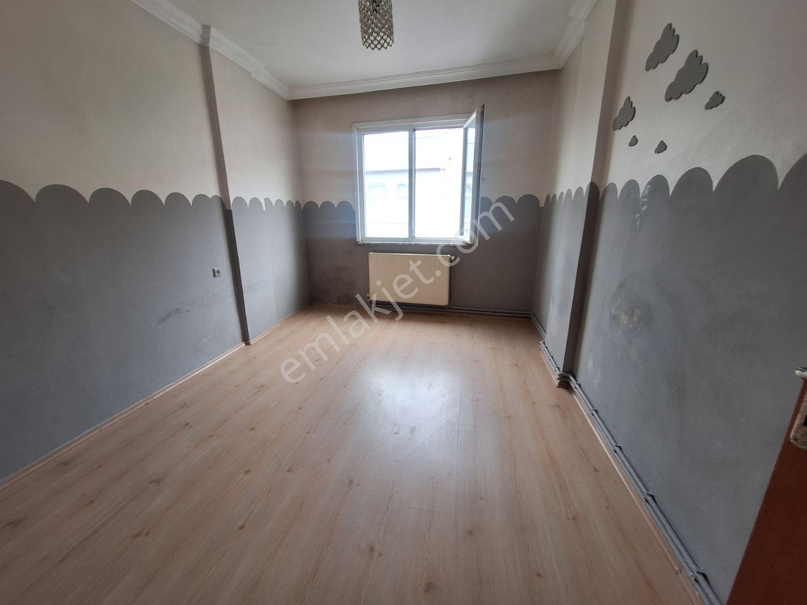 Hürriyette Kiralık 2+1 4.kat Daire - Görsel 16