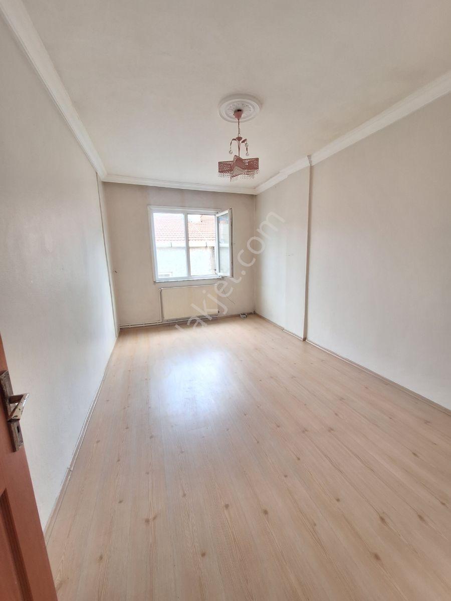 Hürriyette Kiralık 2+1 4.kat Daire - Görsel 4