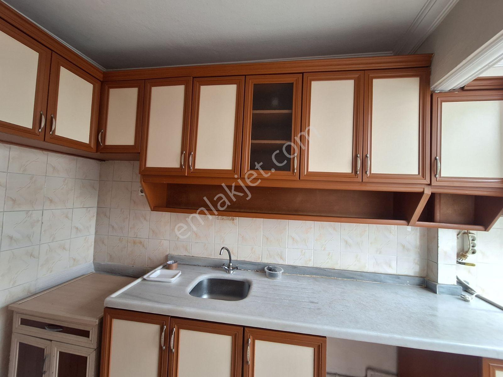 Hürriyette Kiralık 2+1 4.kat Daire - Görsel 3