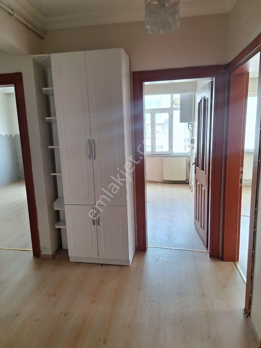 Hürriyette Kiralık 2+1 4.kat Daire - Görsel 18