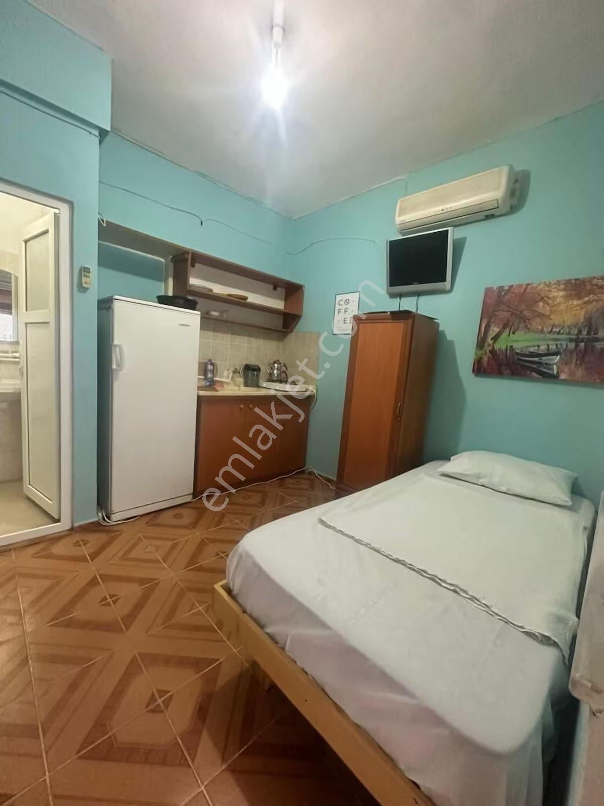 Akman'dan Avşa Adasında Plaja 100 Metre 9 Odalı Butik Otel - Görsel 2