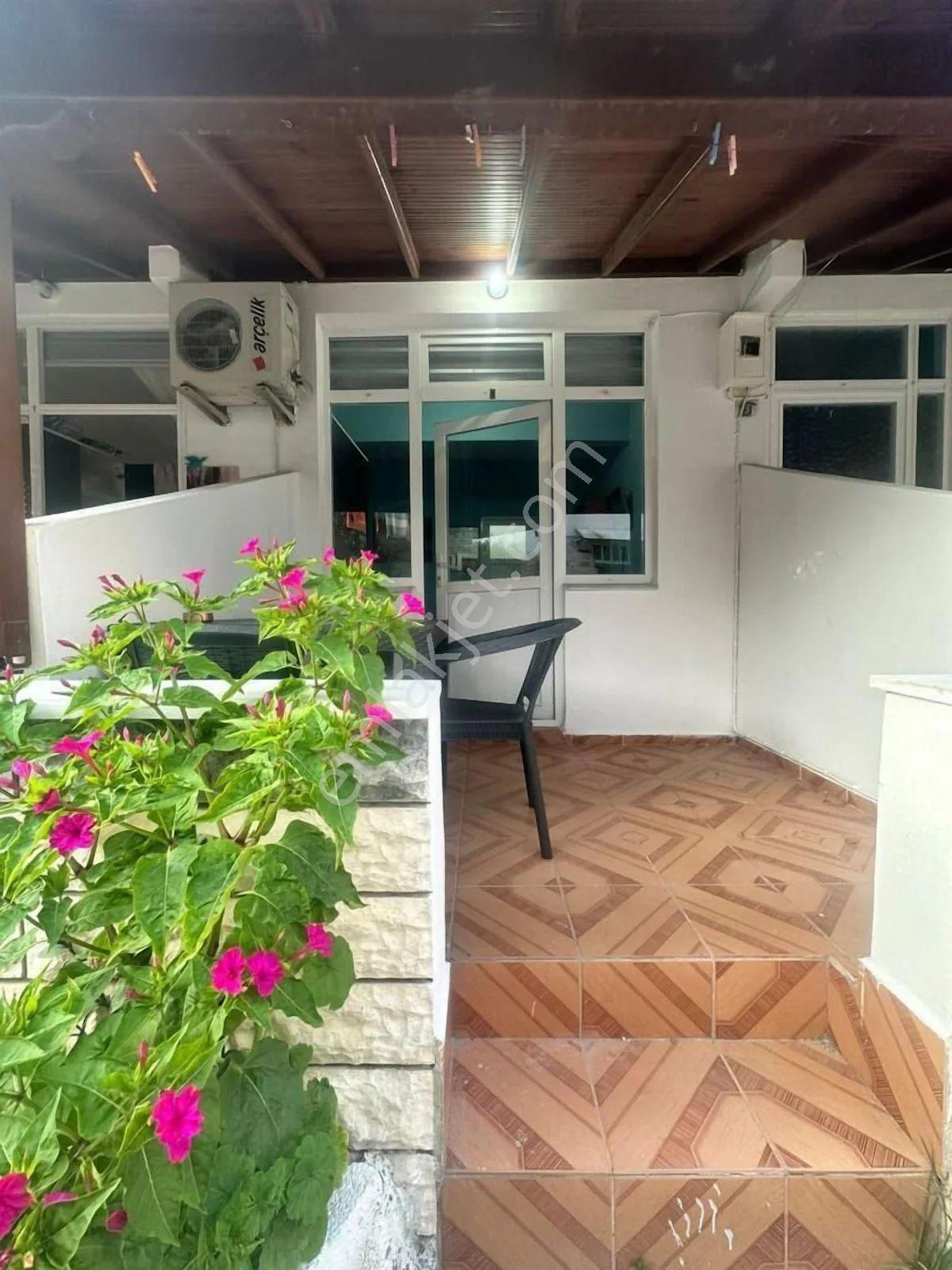 Akman'dan Avşa Adasında Plaja 100 Metre 9 Odalı Butik Otel - Görsel 13