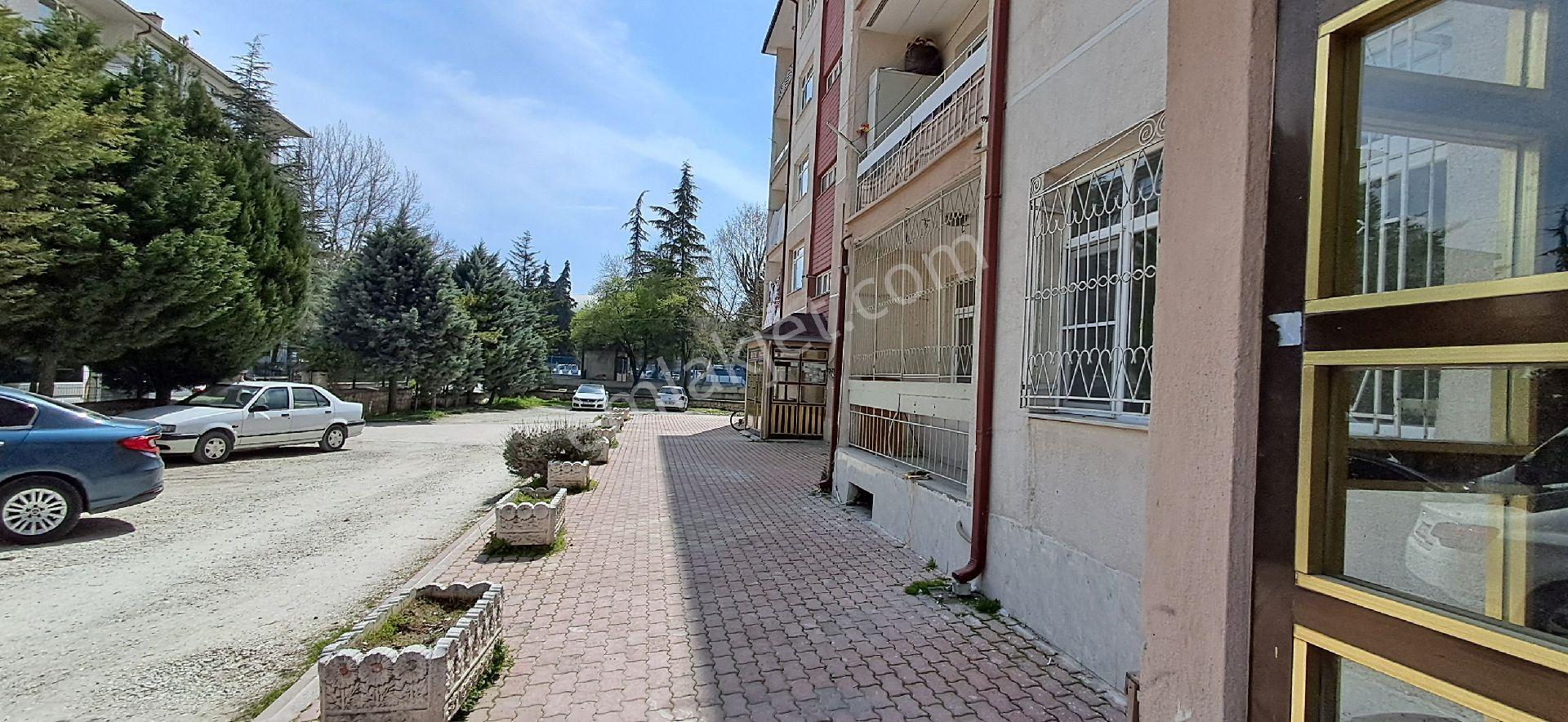 Aydınlık Evlerde Kiralık Bireysel 2+1 Daire - Görsel 12