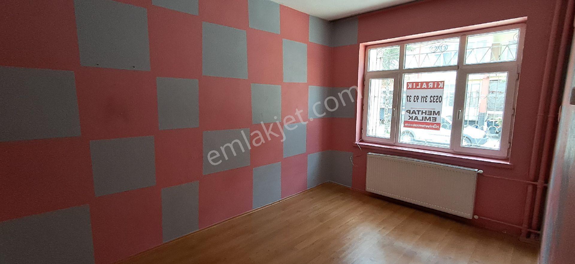 Aydınlık Evlerde Kiralık Bireysel 2+1 Daire - Görsel 2