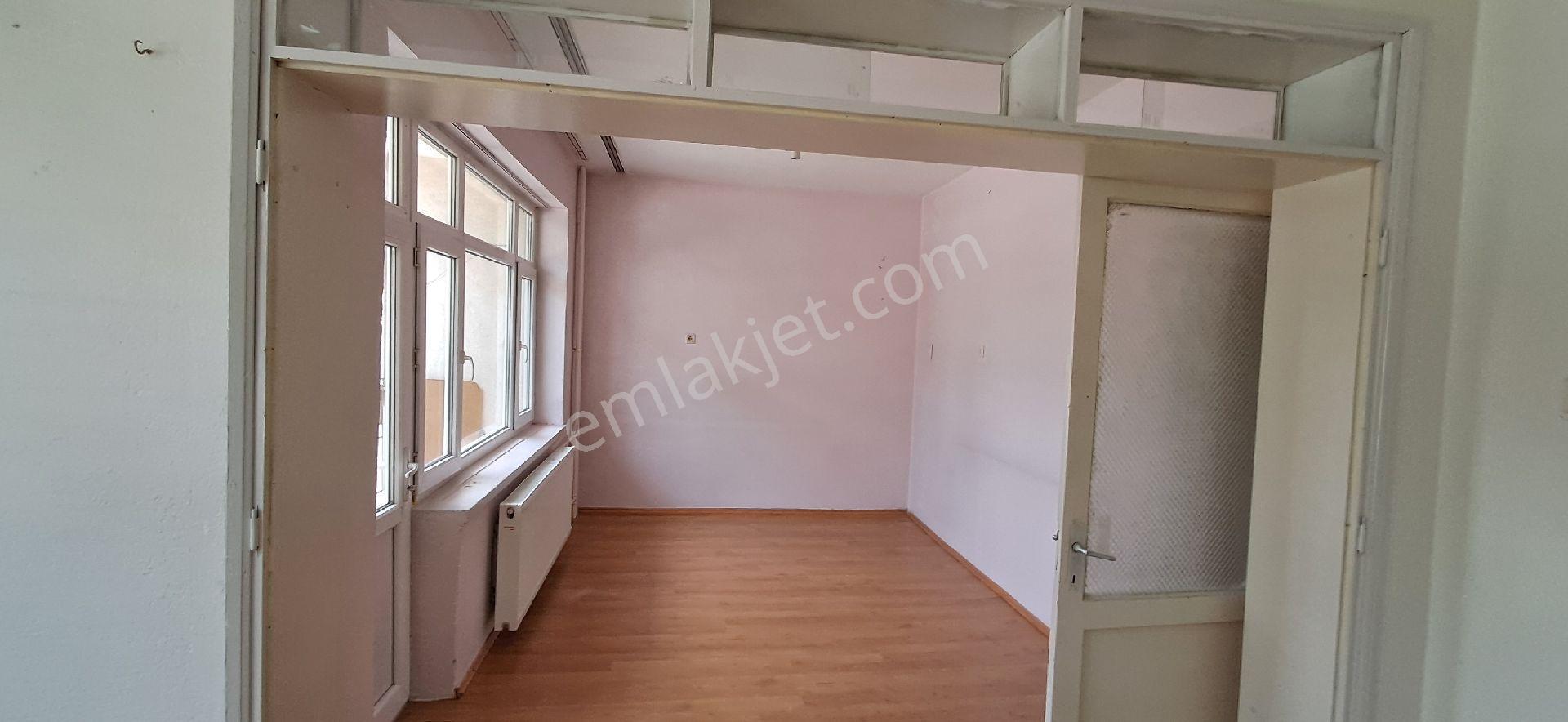 Aydınlık Evlerde Kiralık Bireysel 2+1 Daire - Görsel 5