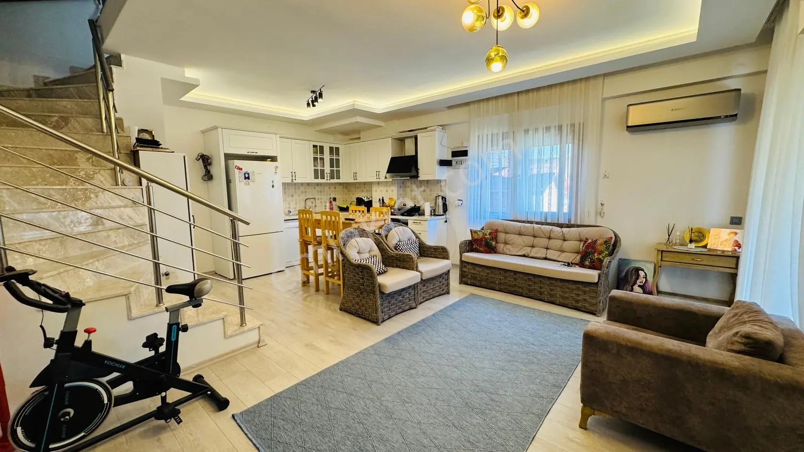 Foça Hacıveli Mah. 2+1 Eşyalı Kiralık Dubleks Villa - Görsel 14