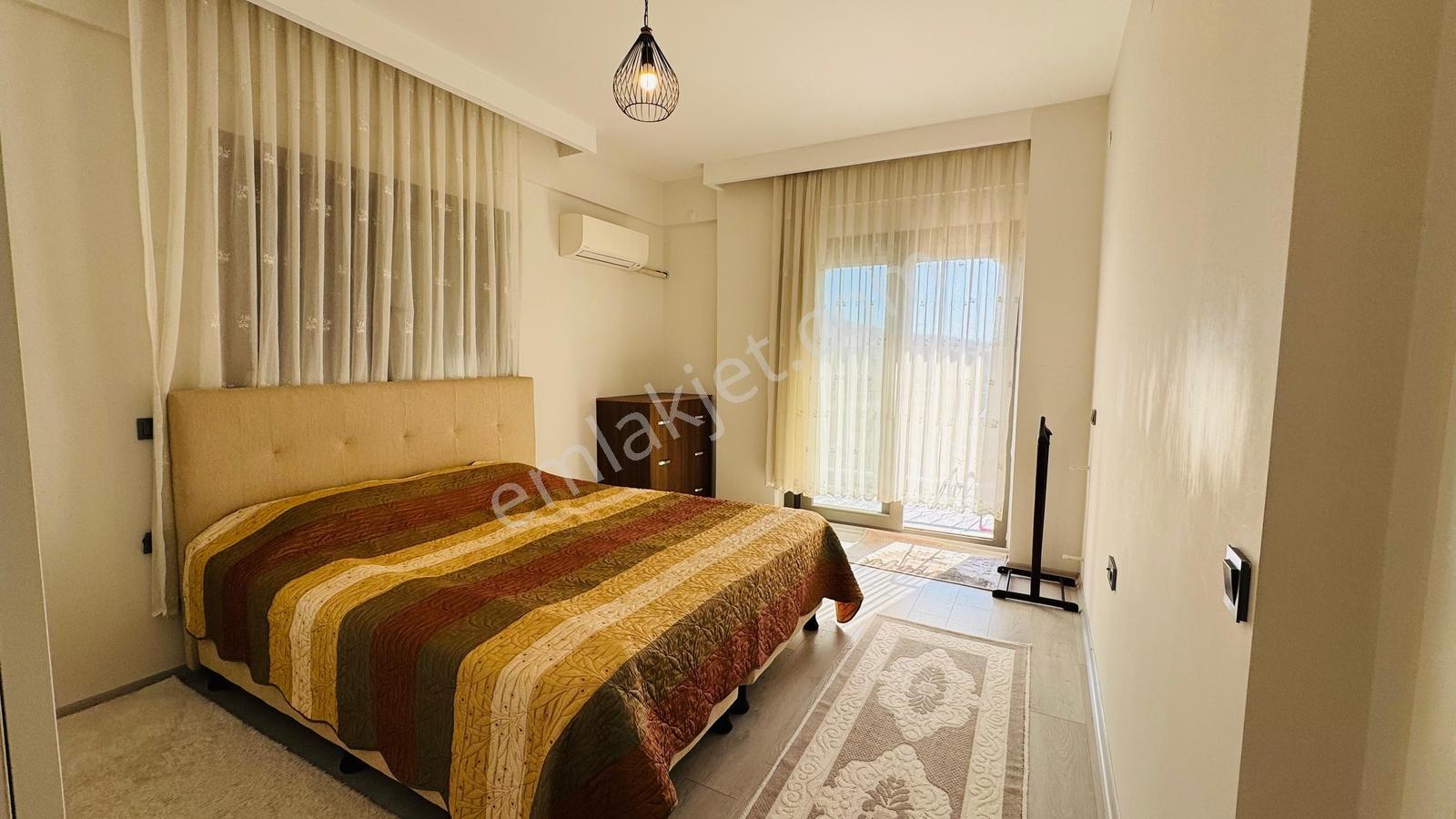 Foça Hacıveli Mah. 2+1 Eşyalı Kiralık Dubleks Villa - Görsel 9