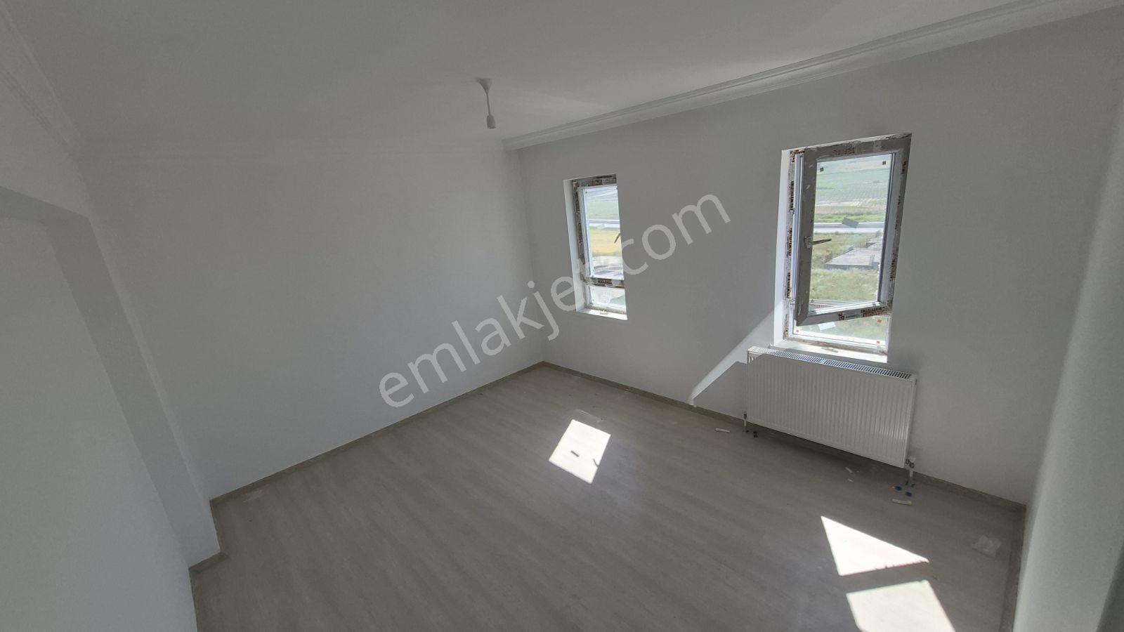 Kiralık 3+1 Daire | Osb'ye 2 Km | Güney Cephe | Site İçerisinde - Görsel 25