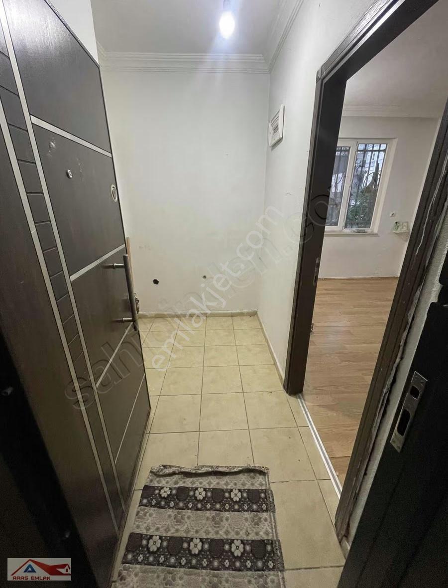 Okula Cephe Yüksek Giriş 1+1 Caddeye Yakın Tadilatı Yapıldı - Görsel 4