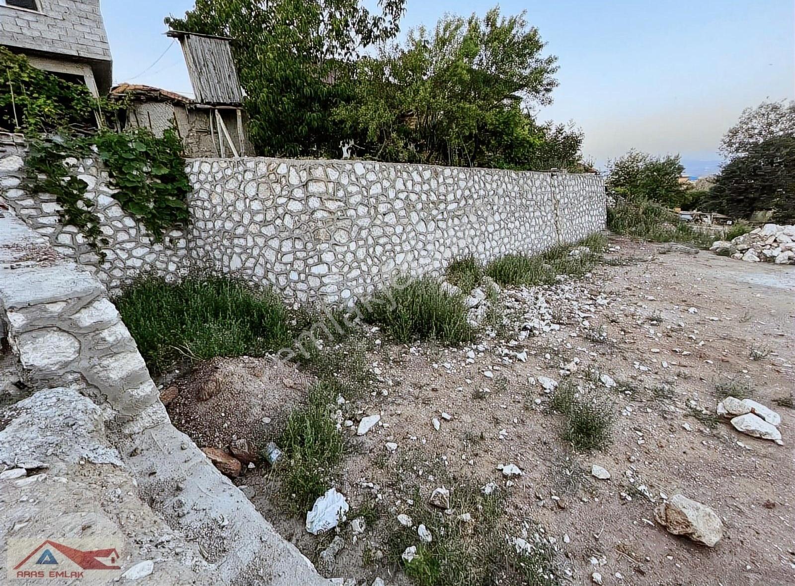 Köy İçinde Kaçmaz 740 M2 Villa Arsası Taş Duvar Ve Projesi Var - Görsel 8