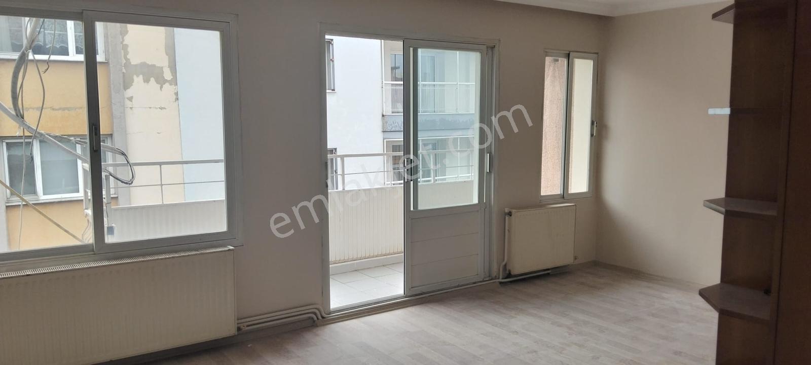 Kiralık, 2+1, Geniş Tip Daire, Bostanlı Çarşı, Merkezi Konum - Görsel 15