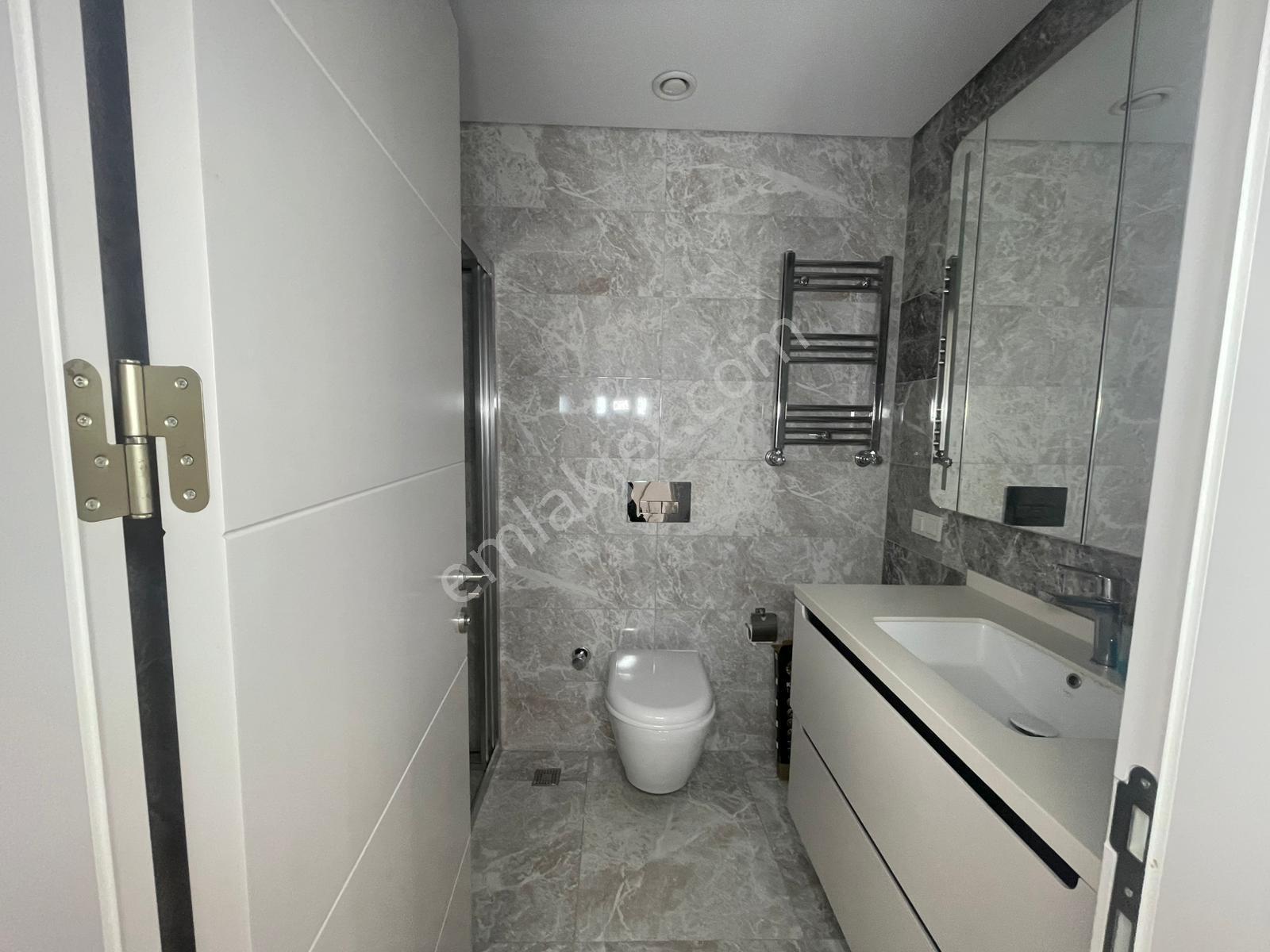 Nusret Öztürk Maltepe Suryapı Yeşil Mavi Sitesi Kiralık 3+1 - Görsel 42