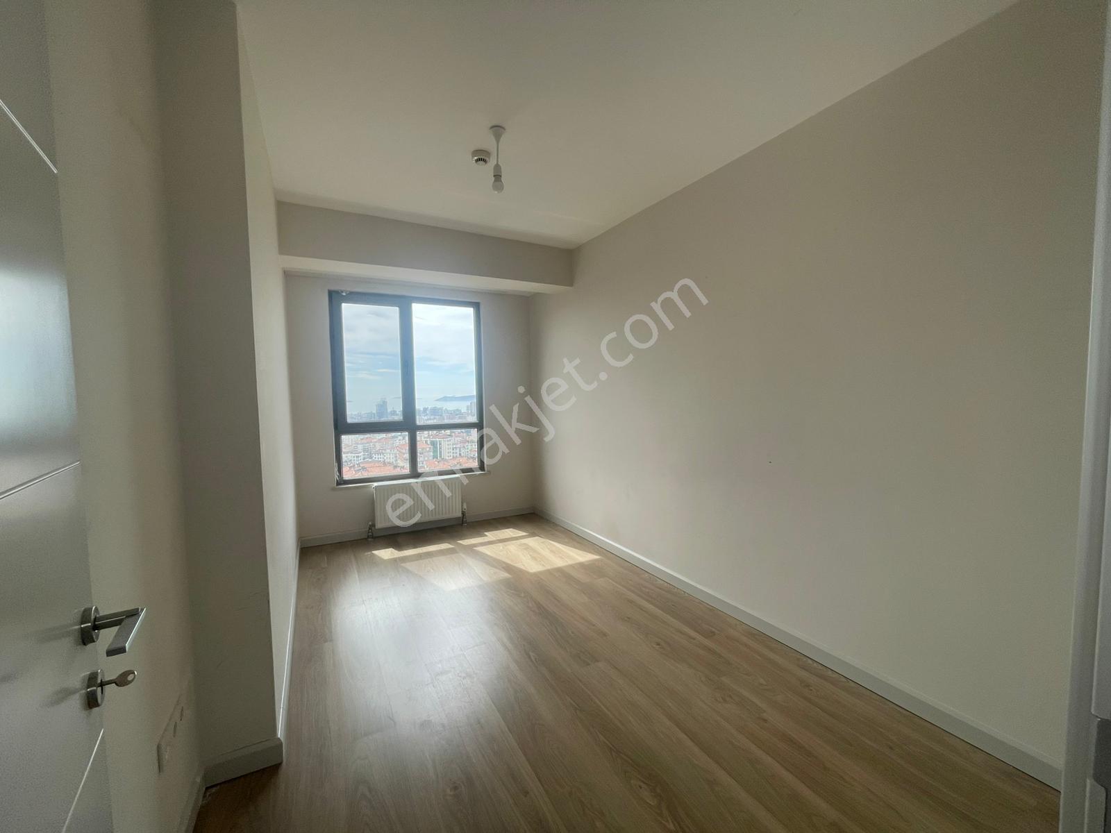Nusret Öztürk Maltepe Suryapı Yeşil Mavi Sitesi Kiralık 3+1 - Görsel 36