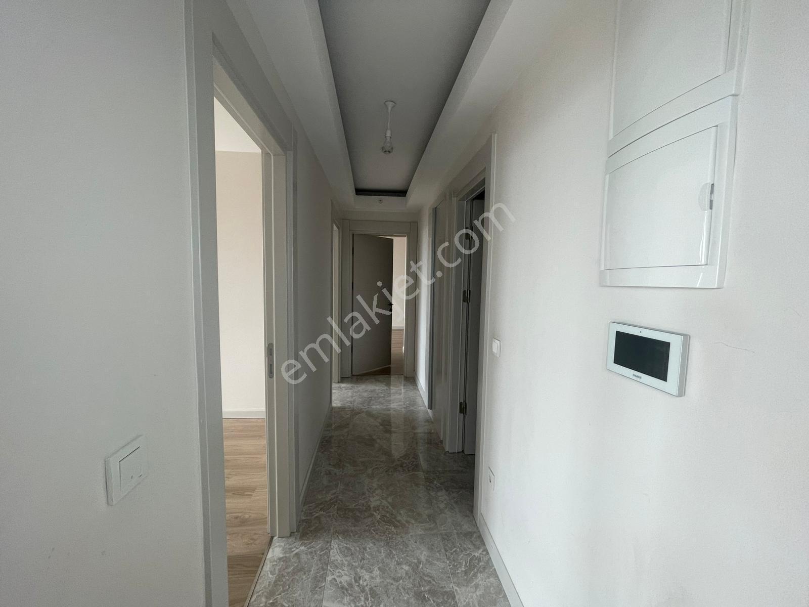 Nusret Öztürk Maltepe Suryapı Yeşil Mavi Sitesi Kiralık 3+1 - Görsel 4