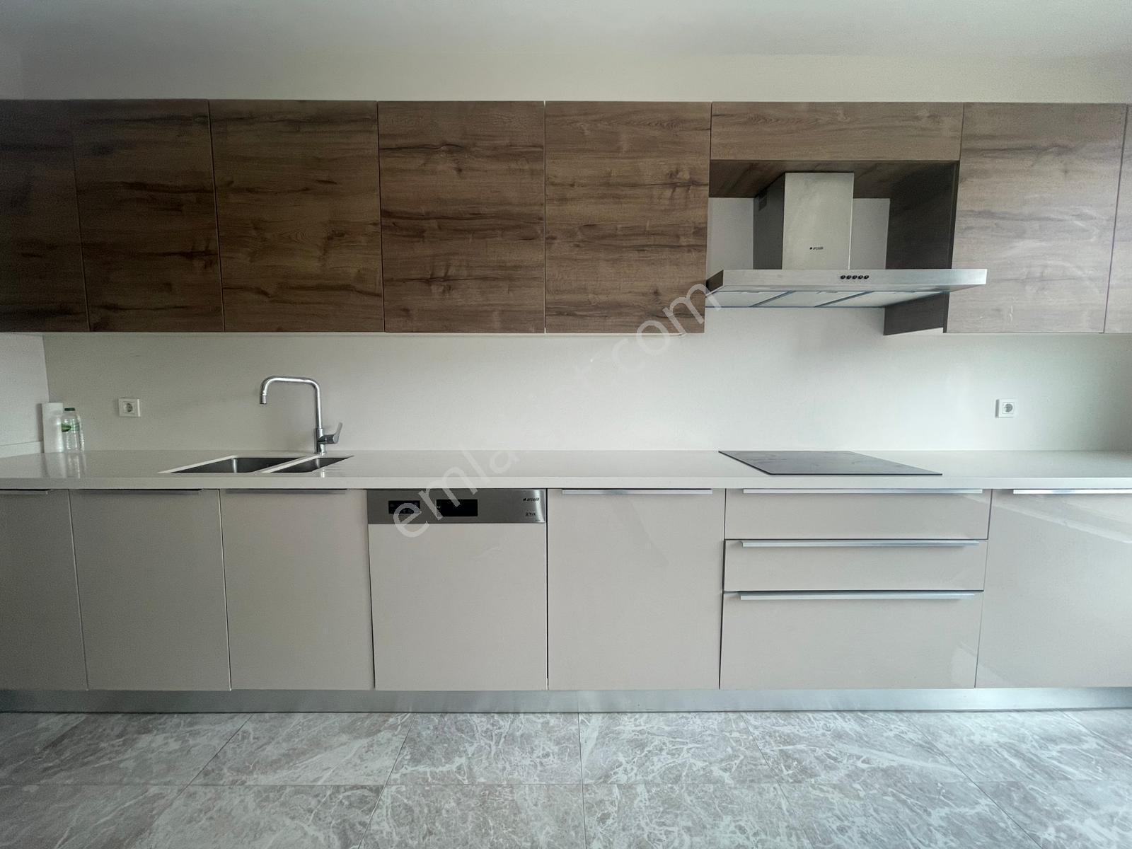 Nusret Öztürk Maltepe Suryapı Yeşil Mavi Sitesi Kiralık 3+1 - Görsel 18