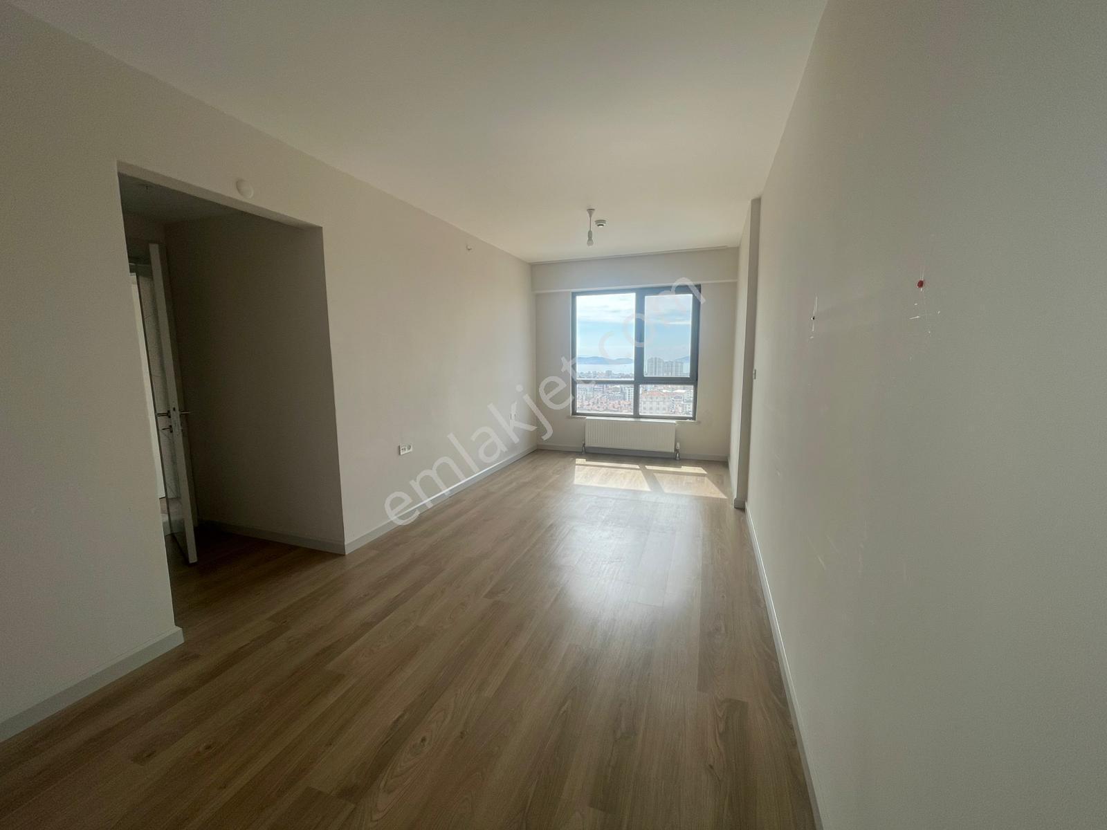 Nusret Öztürk Maltepe Suryapı Yeşil Mavi Sitesi Kiralık 3+1 - Görsel 40