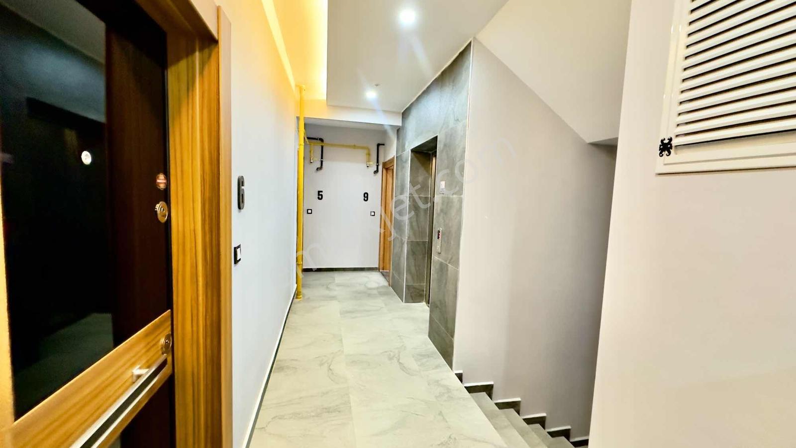 Garanti Gayrimenkulden Güzel Sanatlarda Satılık 1+1 Daireler - Görsel 6