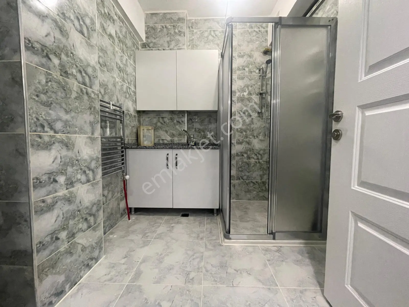 Akkonak Ta 1+1 ,80 M2 Eşyalı Bahçe Katı Kiralık..... - Görsel 3