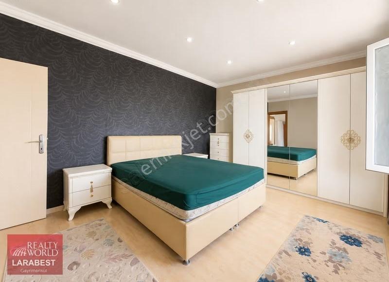 Meydankavağı Mah. Havuzlu Güvenlikli Sitede Satılık 4+1 Dubleks - Görsel 9