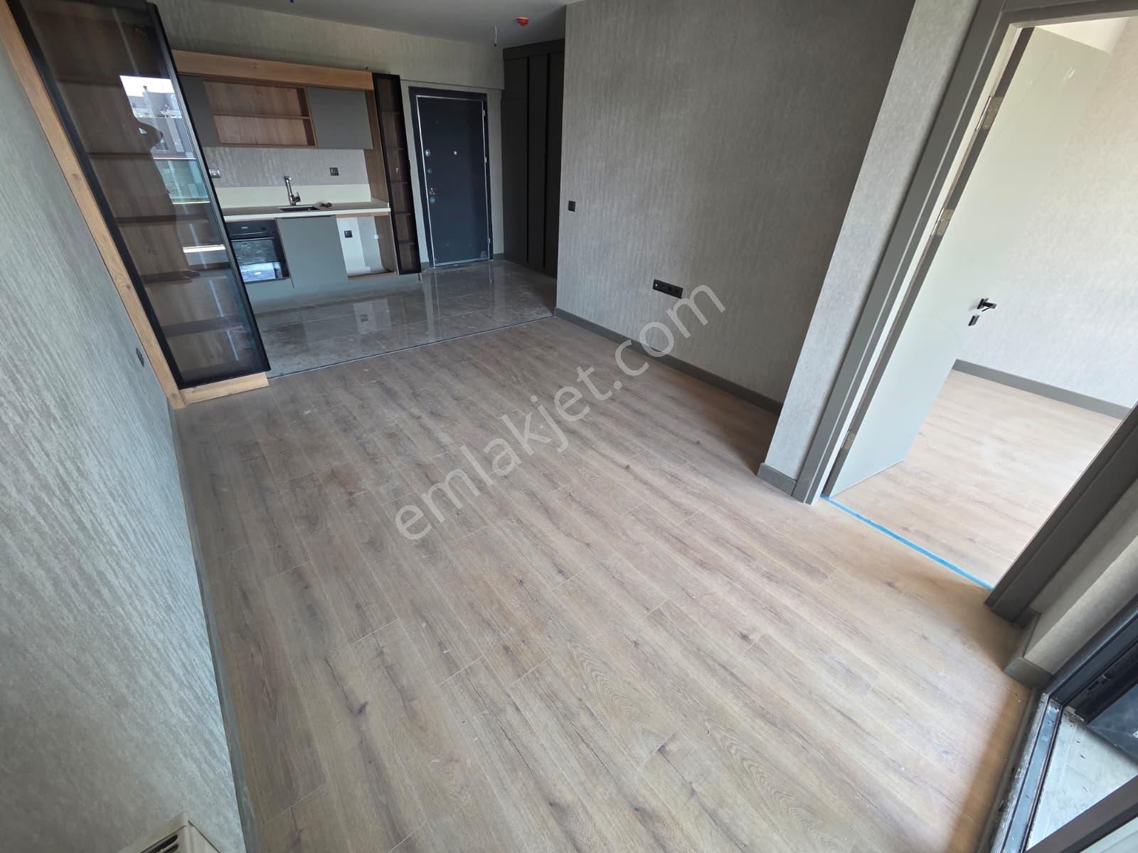 Ap İstport Terrace Sitesinde Lüks Yapılı Kiralık 2+1 Daire - Görsel 20