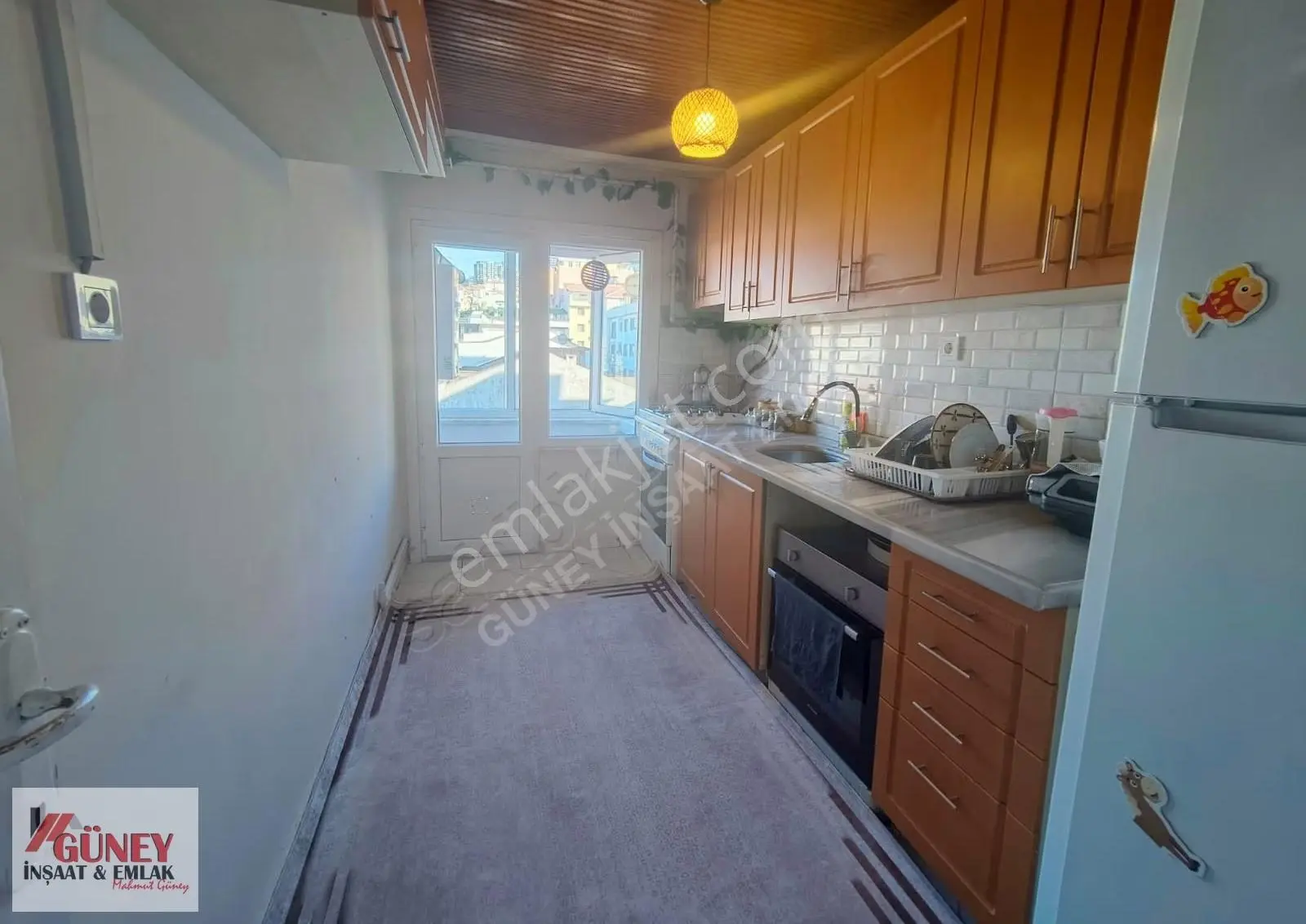 Güneyden Metroya 9 Dakika Yürüme 2+1.90m2 Asansörlü Daire