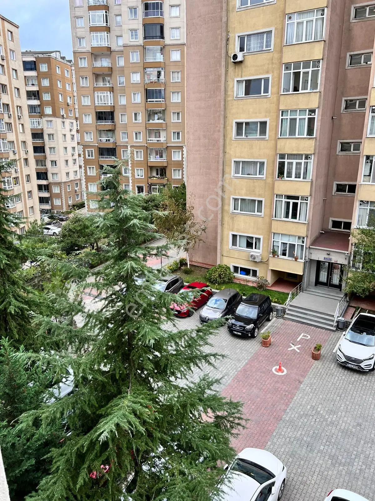 Kağıthane Sadabad Park Evleri Sitesinde 3+1 Satılık Daire