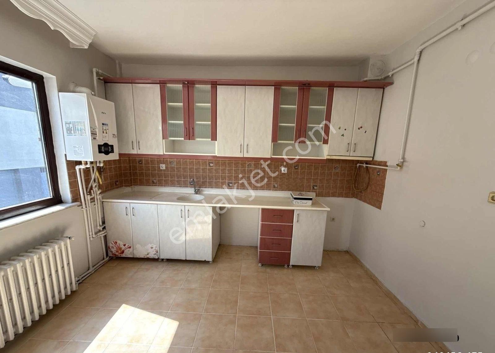 Emek Mah. Etkin Koleji Yakını 2+1 120m2 Daire - Görsel 11