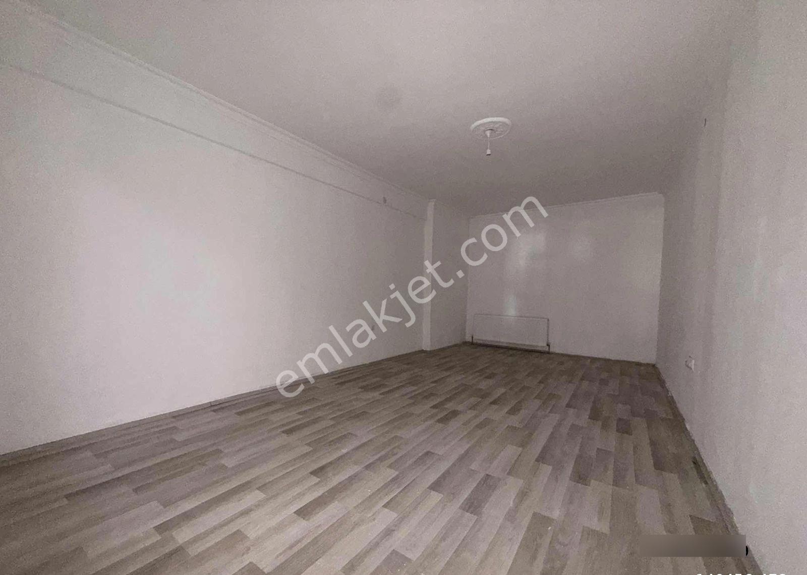 Emek Mah. Dilek Caddesi Yakını 2+1 110m2 Daire - Görsel 4