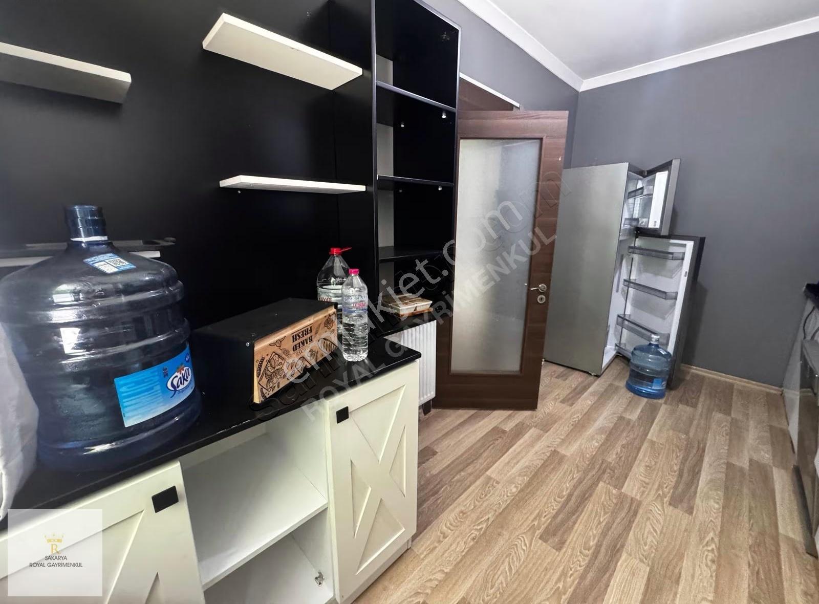 Royal Gayrimenkul'den Site İçi Güvenlikli Havuzlu Villa - Görsel 13