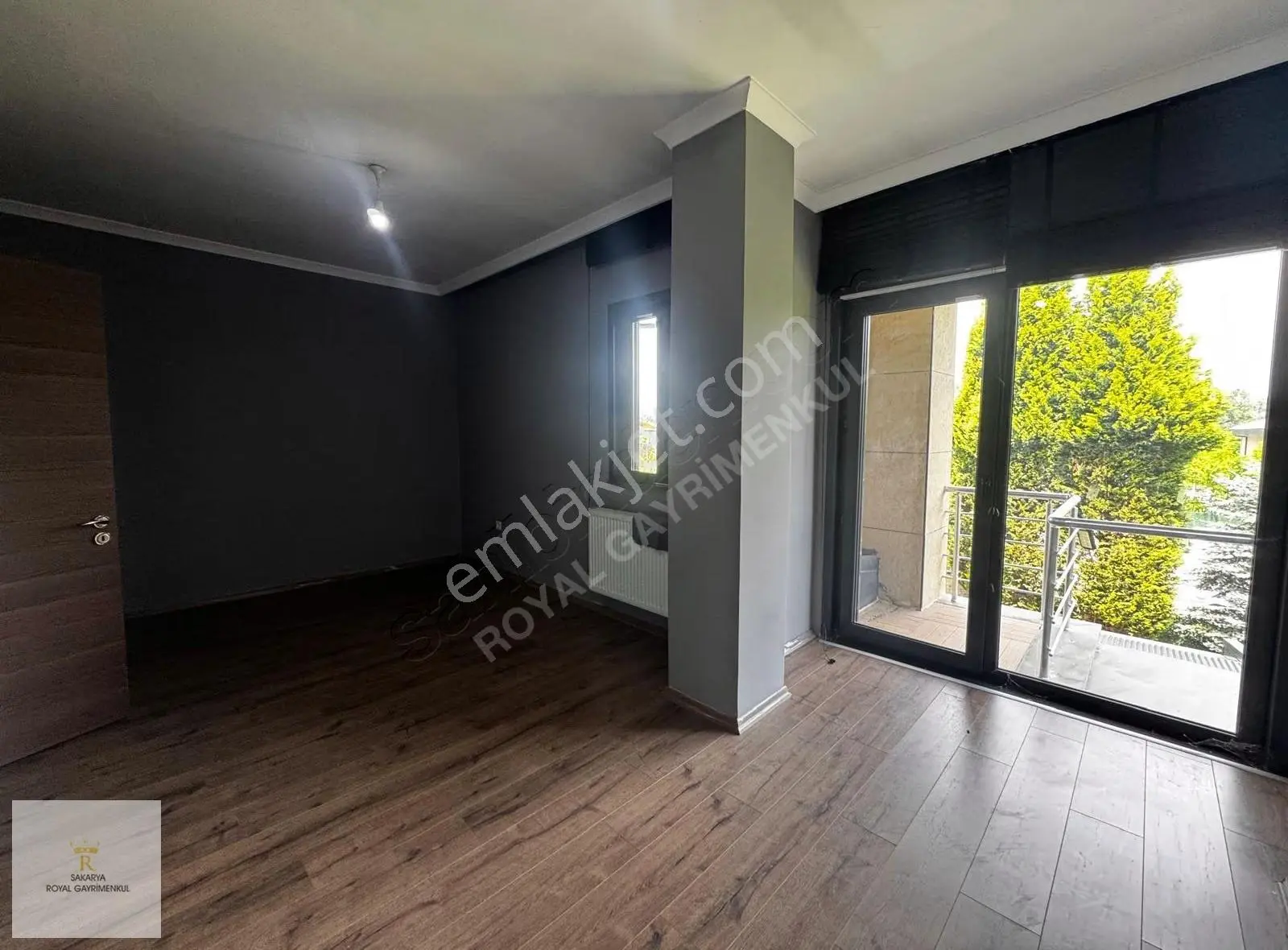 Royal Gayrimenkul'den Site İçi Güvenlikli Havuzlu Villa - Görsel 28