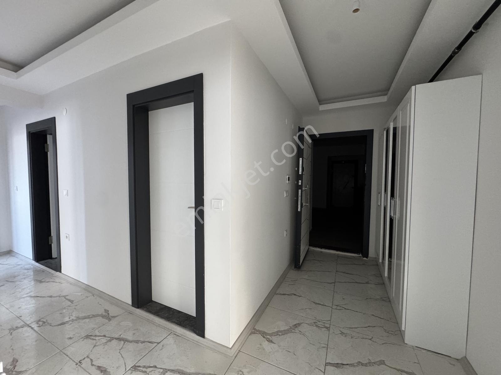 Hasköy'de Kiralık 3+1 Site İçinde Geniş Sıfır Daire - Görsel 28