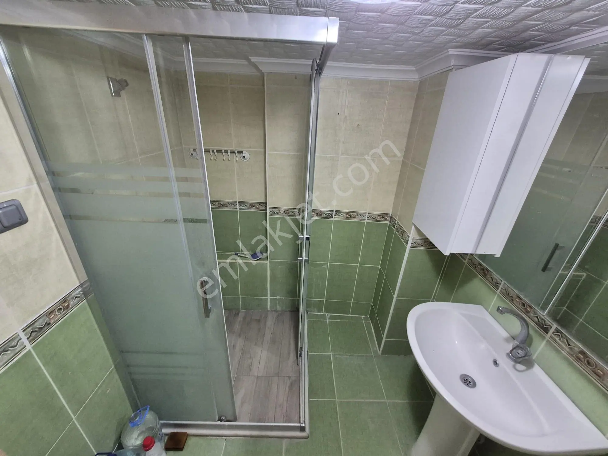 Akmandan Edremit Merkezde Cadde Üzeri Kiralık Daire - Görsel 5
